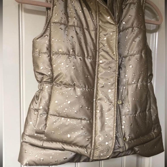 Girls Designer Warm Vest - Size 10 - Picture 3 of 9